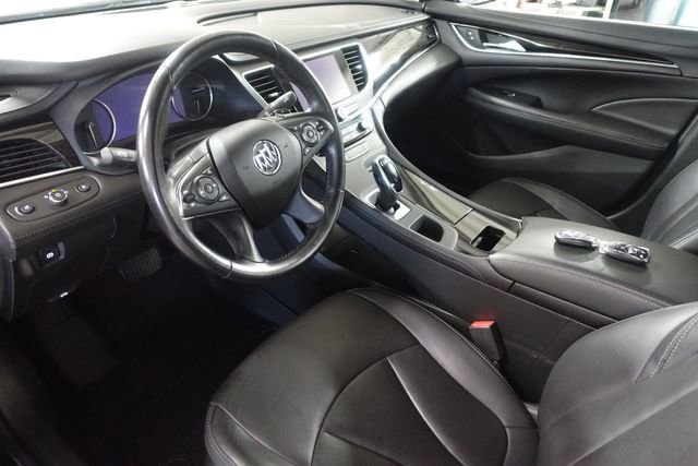 Used 2017 Buick LaCrosse Essence FWD image 10