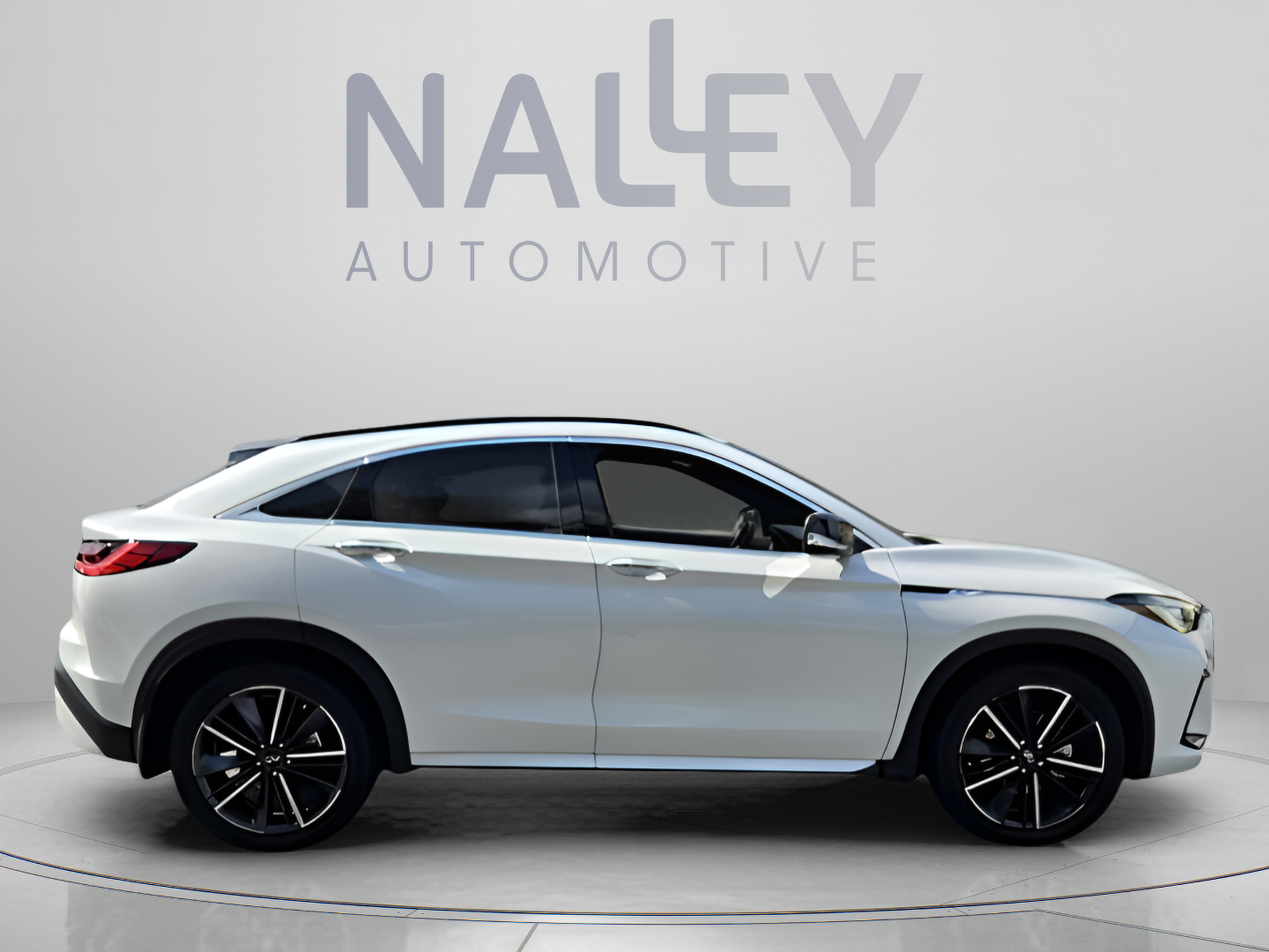 Used 2023 INFINITI QX55 Luxe w/ Cargo Package AWD/4WD image 6
