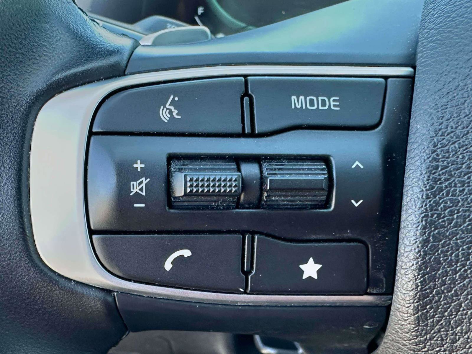 Used 2023 Kia Sportage X-Line AWD/4WD image 16