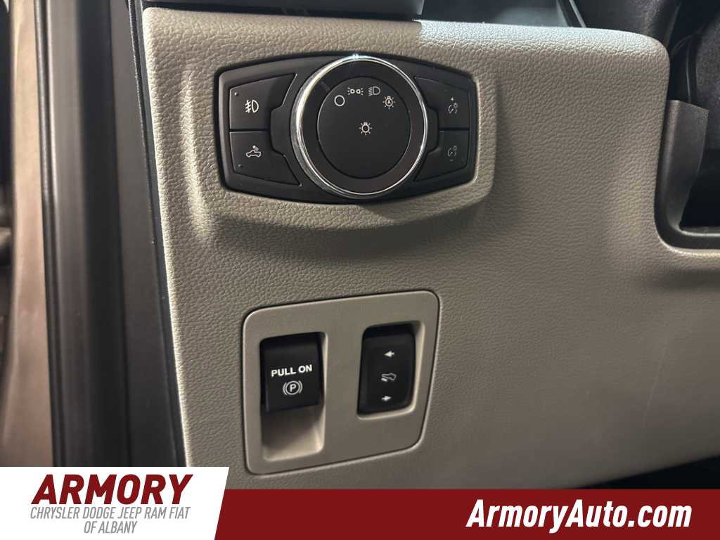 Used 2019 Ford F150 XLT w/ Equipment Group 302A Luxury image 12