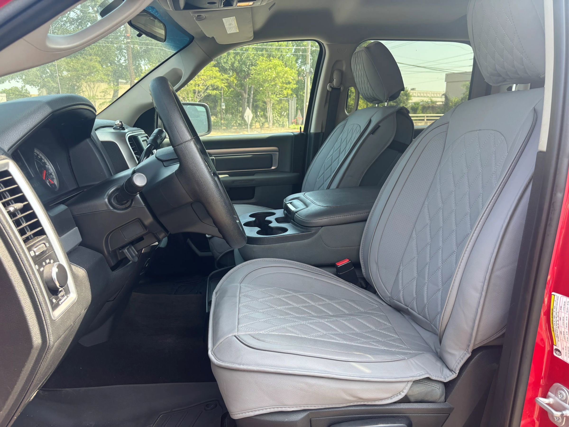 Used 2017 RAM 2500 SLT image 11