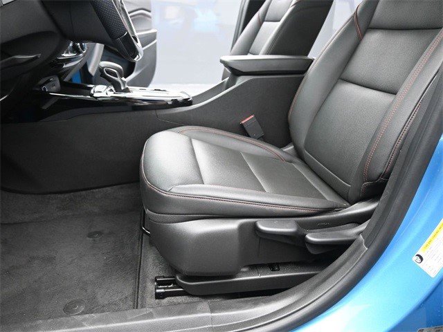 Certified 2025 Chevrolet Trax RS w/ Sunroof Package image 25