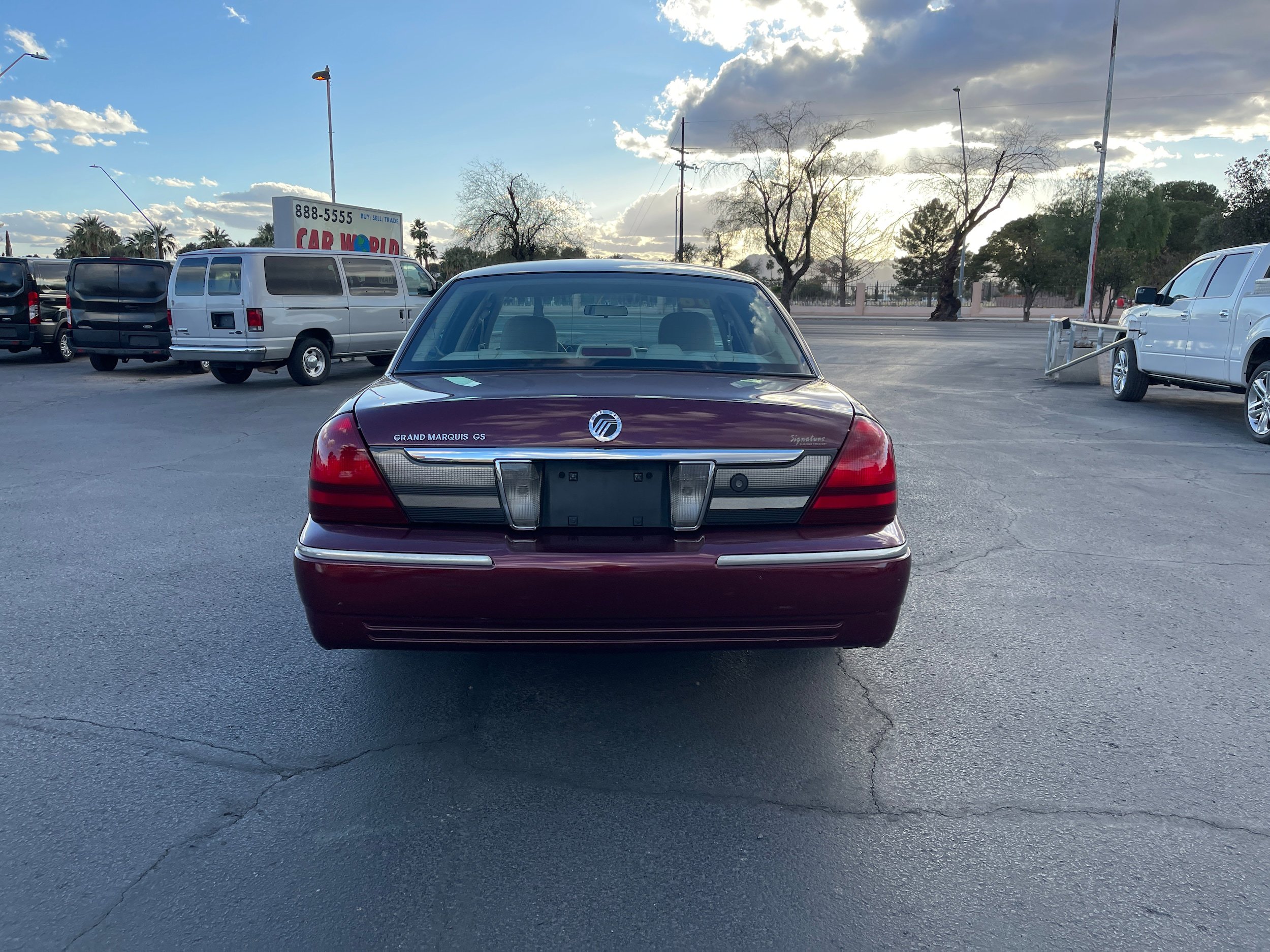 Used 2006 Mercury Grand Marquis GS RWD image 4