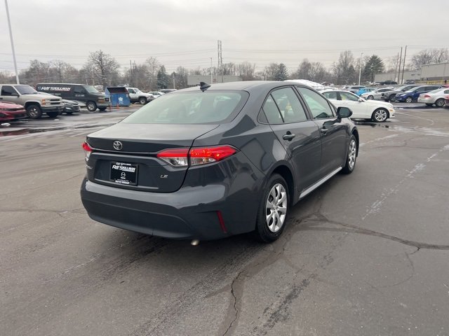 Used 2024 Toyota Corolla LE image 8