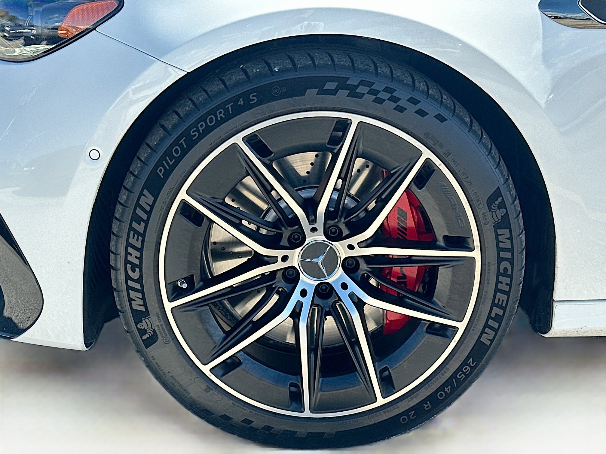 Used 2025 Mercedes-Benz E 53 AMG e 4MATIC Sedan image 39