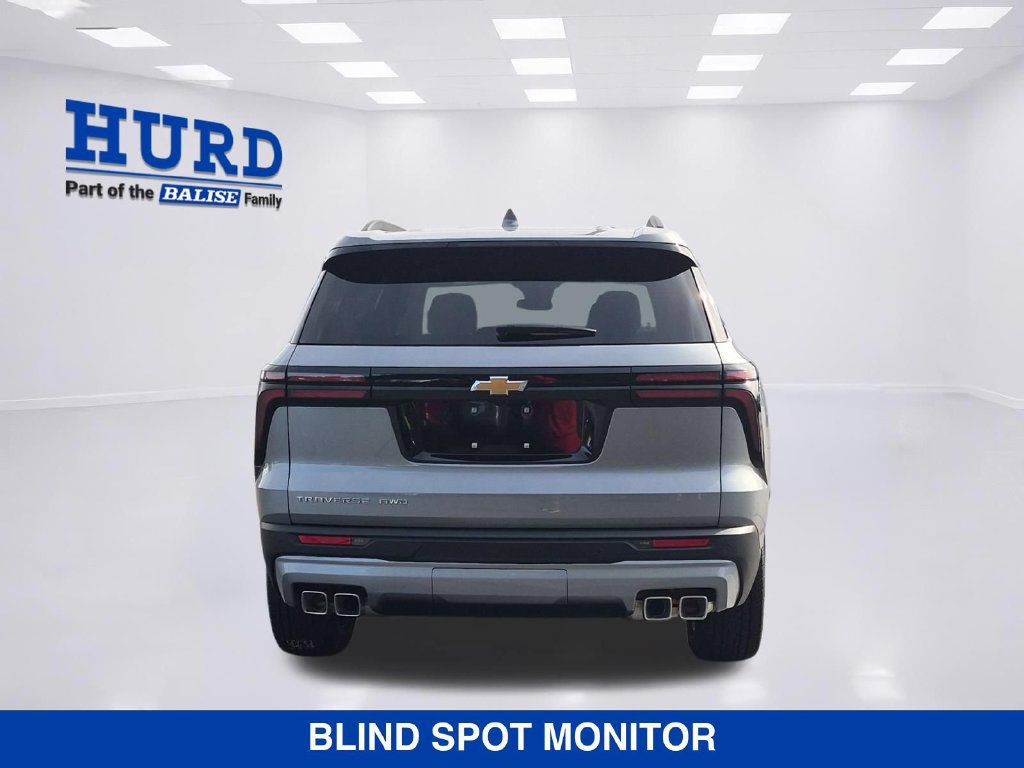 New 2027 Chevrolet Traverse LT w/ LPO, Floor Liner Package AWD/4WD image 5