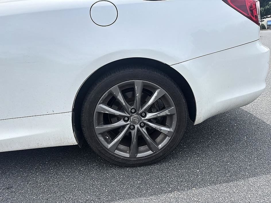 Used 2013 Lexus IS 250C w/ Luxury Pkg RWD image 10