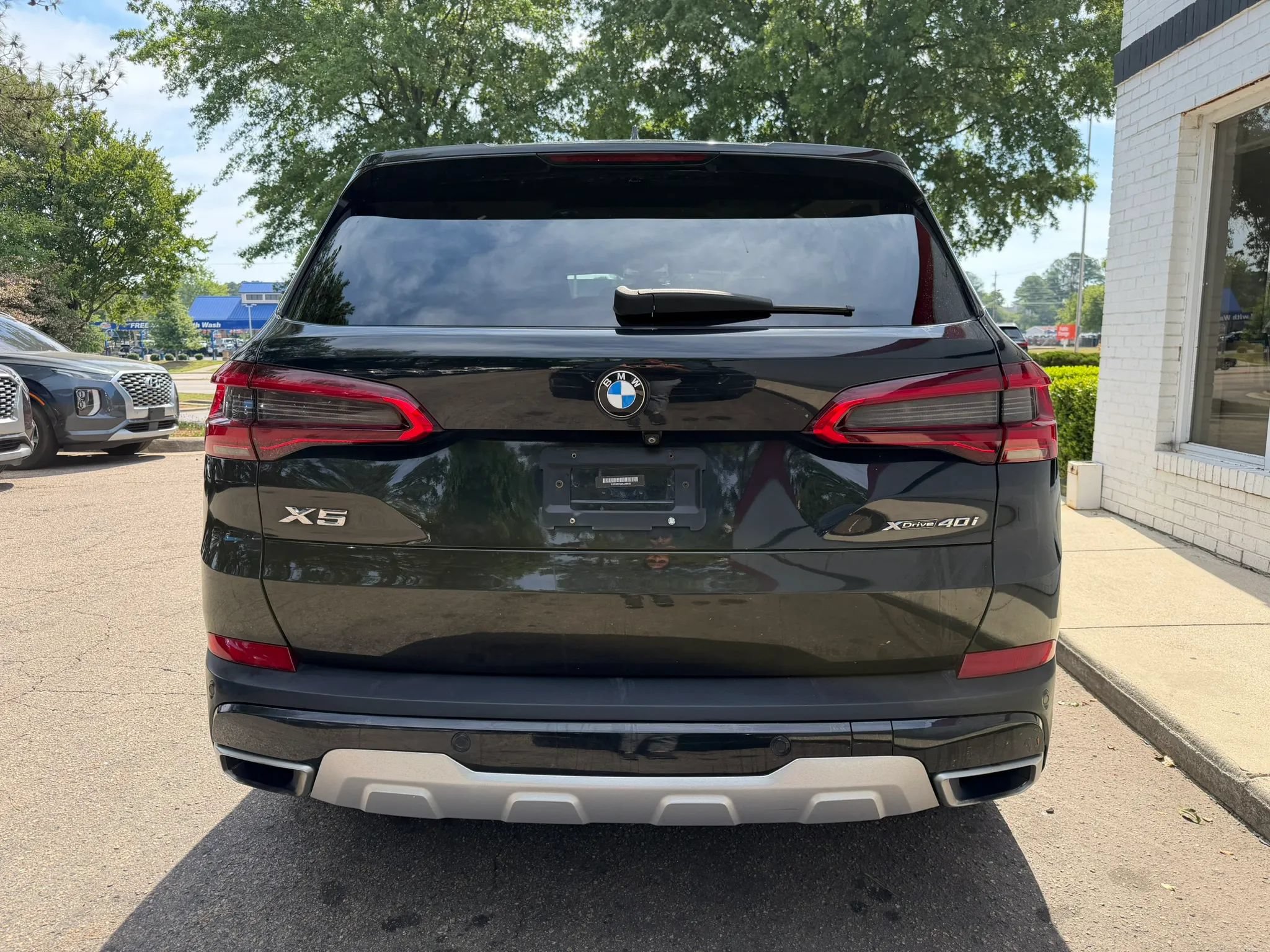Used 2019 BMW X5 xDrive40i w/ Premium Package 2 AWD/4WD image 6