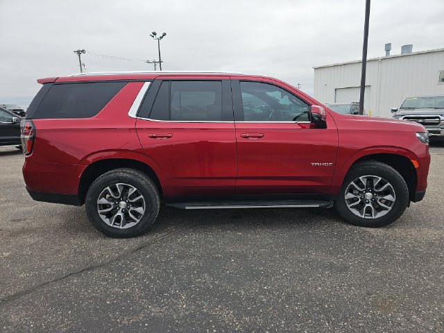 Used 2022 Chevrolet Tahoe LT w/ Luxury Package AWD/4WD image 6