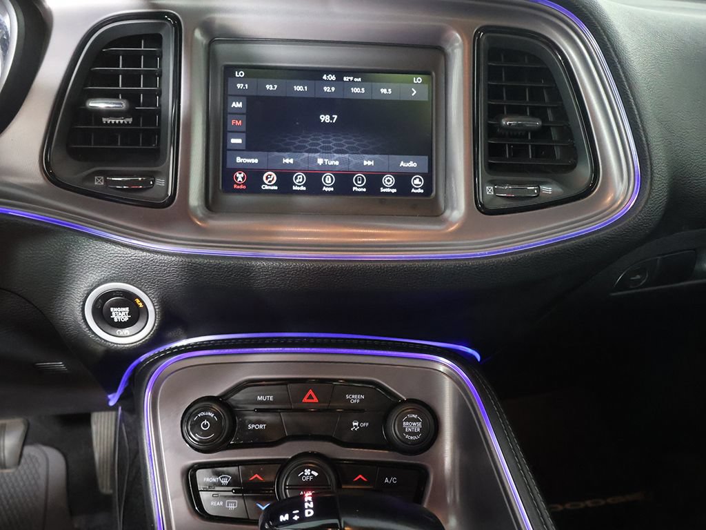 Used 2023 Dodge Challenger SXT RWD image 34