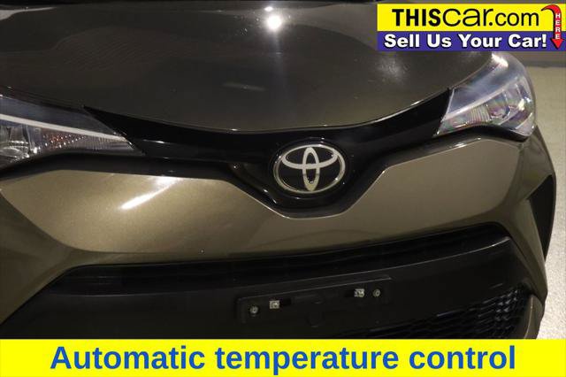 Used 2021 Toyota C-HR LE FWD image 12
