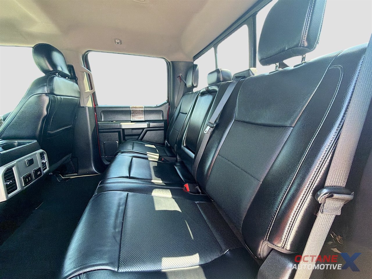 Used 2019 Ford F250 Lariat w/ Tow Technology Bundle AWD/4WD image 24