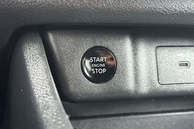 Used 2024 Nissan Rogue S image 25