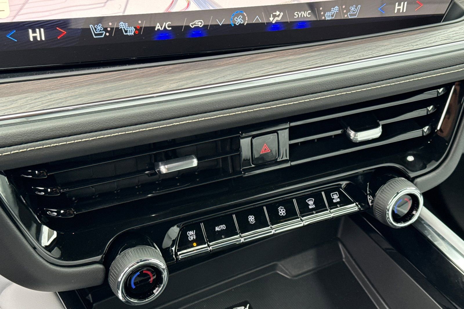 New 2026 Chevrolet Tahoe Premier AWD/4WD image 22