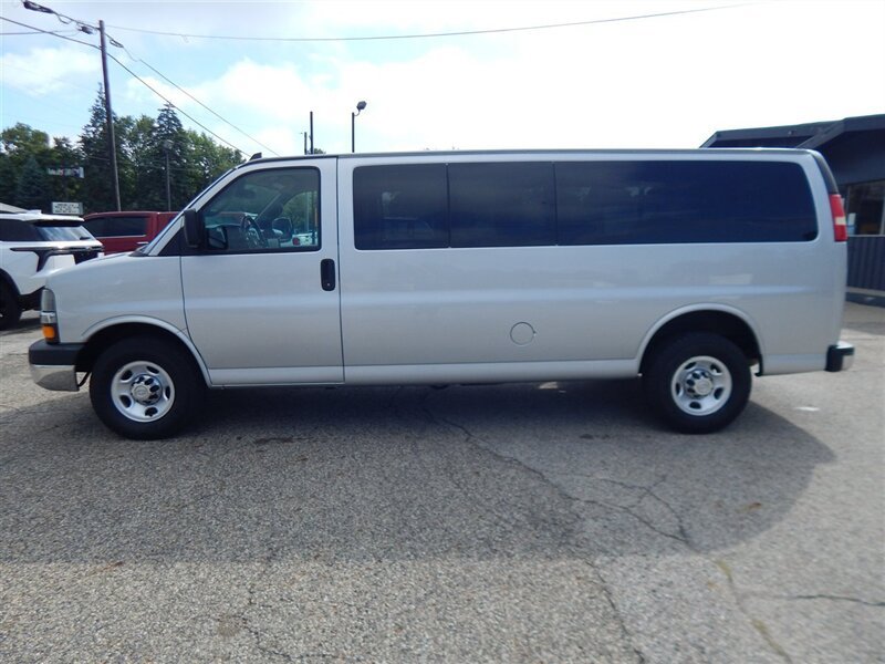 Used 2019 Chevrolet Express 3500 LT w/ LT Preferred Equipment Group