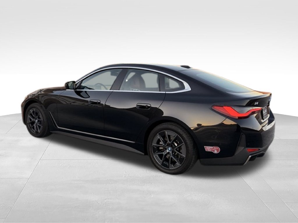 Used 2024 BMW i4 eDrive35 w/ Premium Package RWD image 9