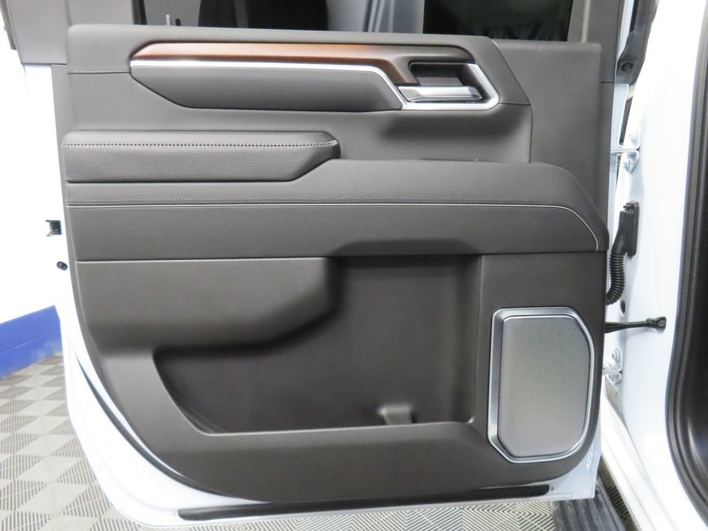 Used 2026 GMC Sierra 2500 Denali w/ Denali Reserve Package AWD/4WD image 58