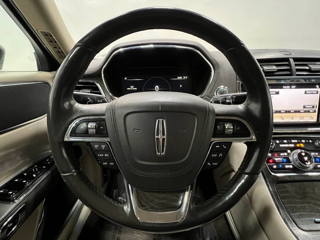 Used 2017 Lincoln Continental Reserve w/ Climate Package AWD/4WD image 24