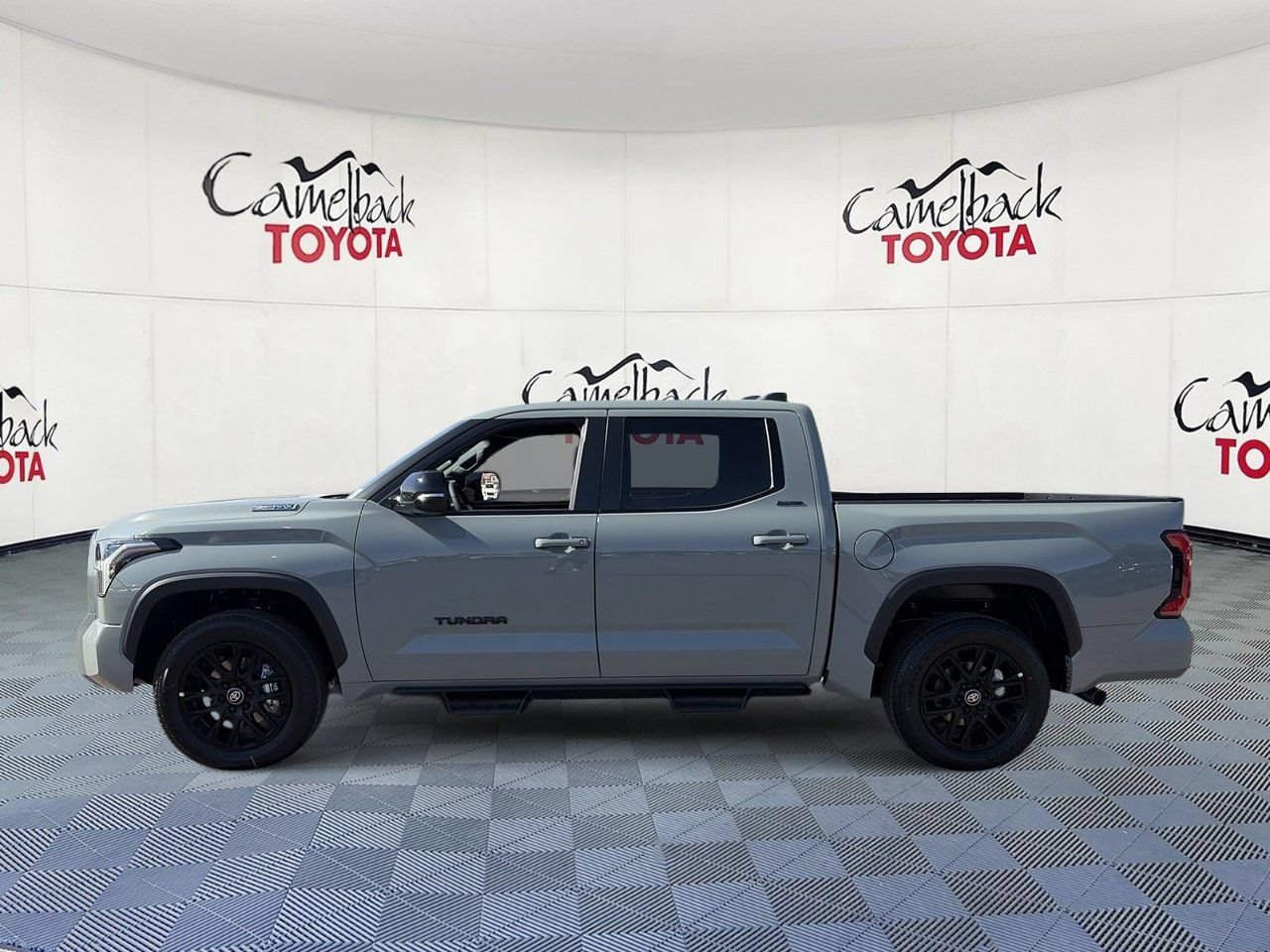 New 2026 Toyota Tundra Limited AWD/4WD image 4