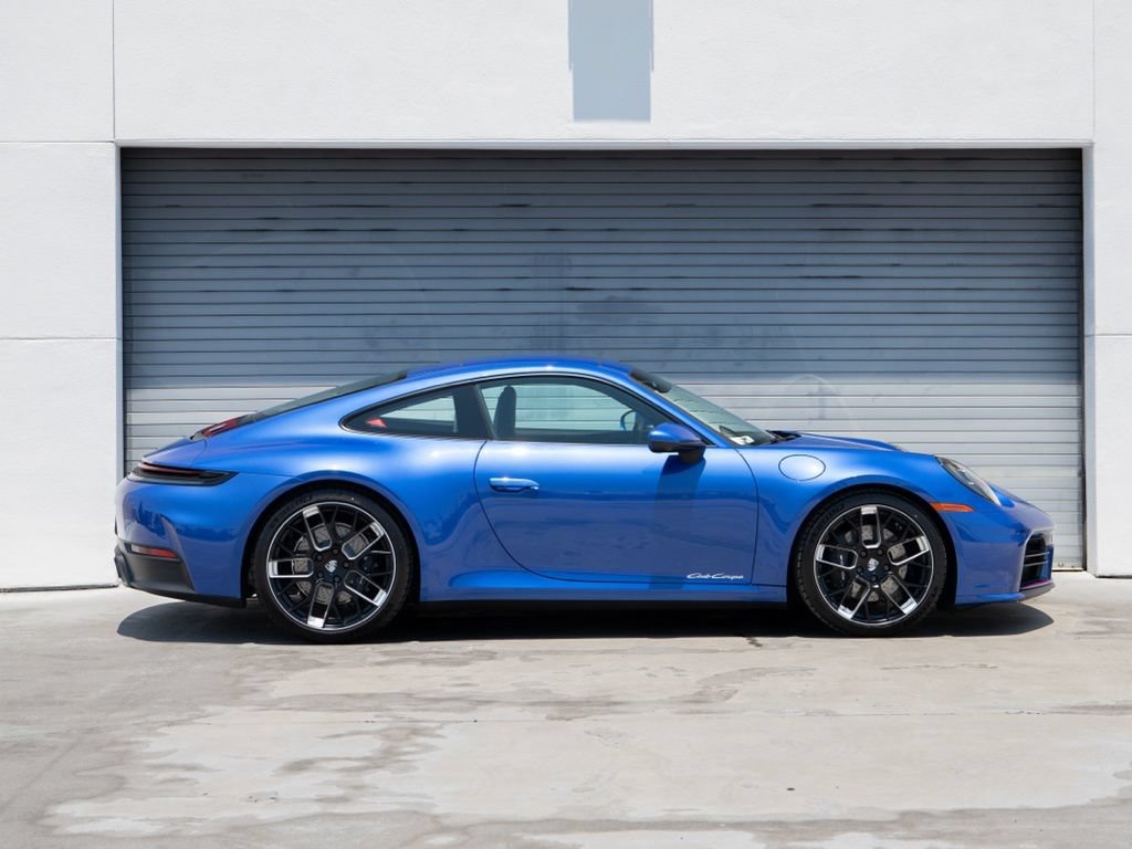 Certified 2026 Porsche 911 Carrera T RWD image 8