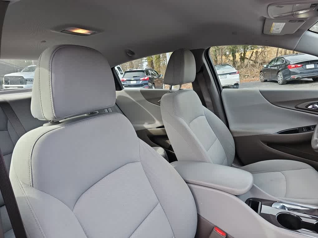Used 2022 Chevrolet Malibu LS w/ Driver Confidence Package II FWD image 21