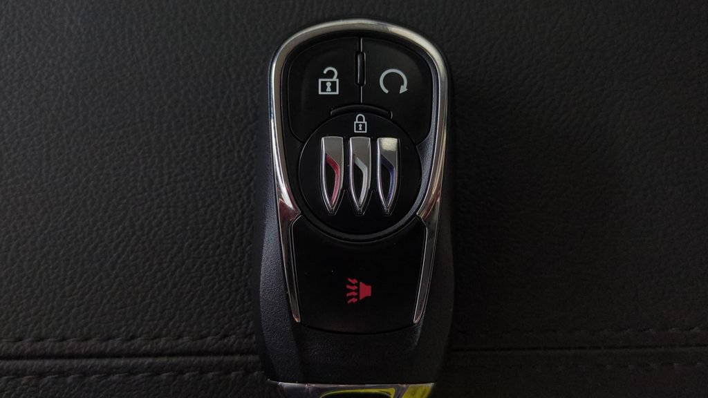 Used 2025 Buick Encore GX Sport Touring FWD image 22