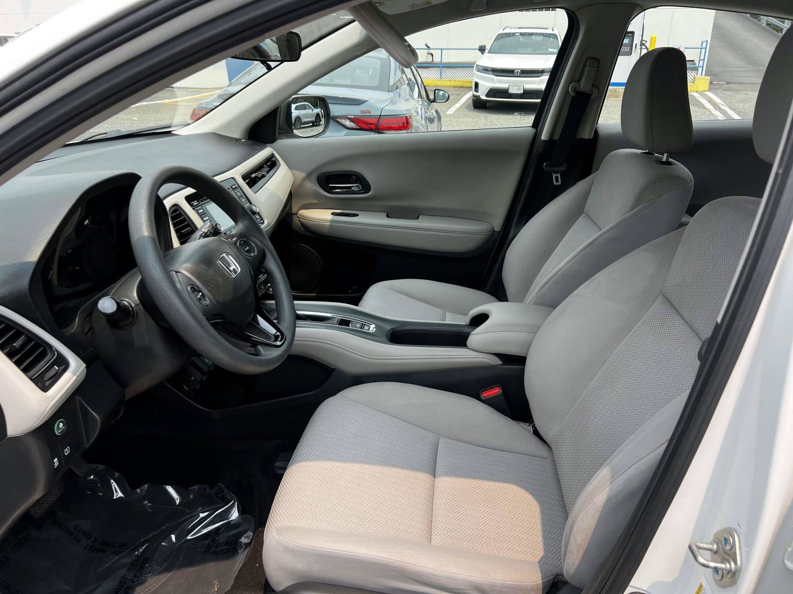 Certified 2018 Honda HR-V LX image 13