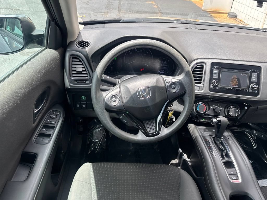 Used 2021 Honda HR-V LX image 3