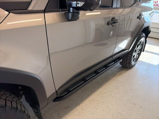 Used 2024 Toyota Land Cruiser image 8