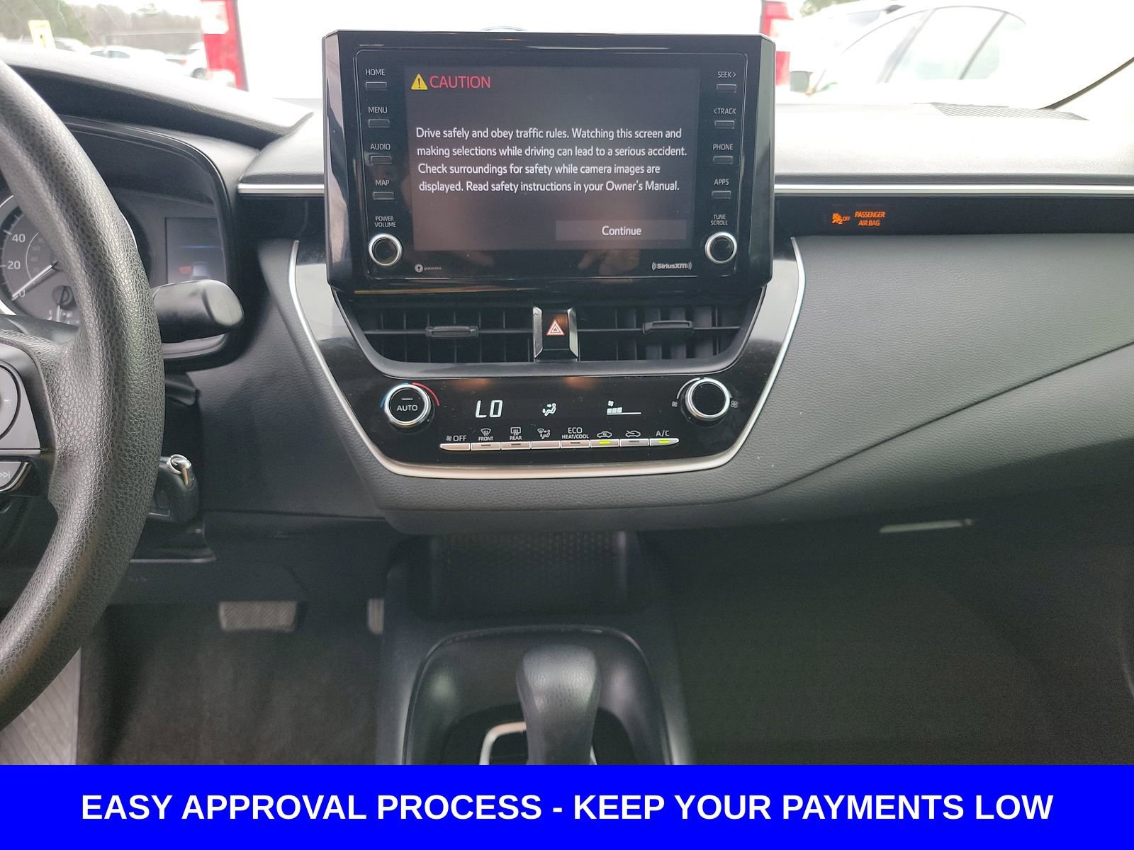 Used 2022 Toyota Corolla LE FWD image 17