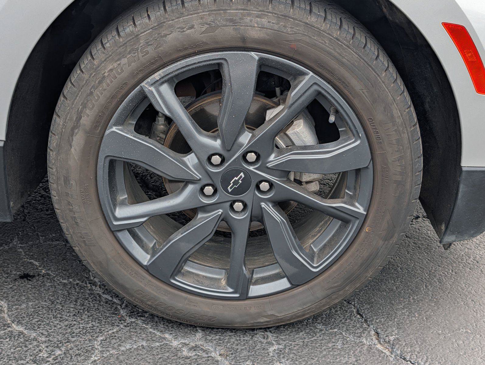 Used 2022 Chevrolet Equinox RS w/ RS Leather Package FWD image 34