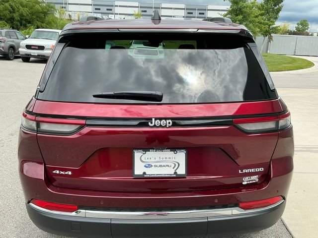 Used 2026 Jeep Grand Cherokee Laredo X AWD/4WD image 3