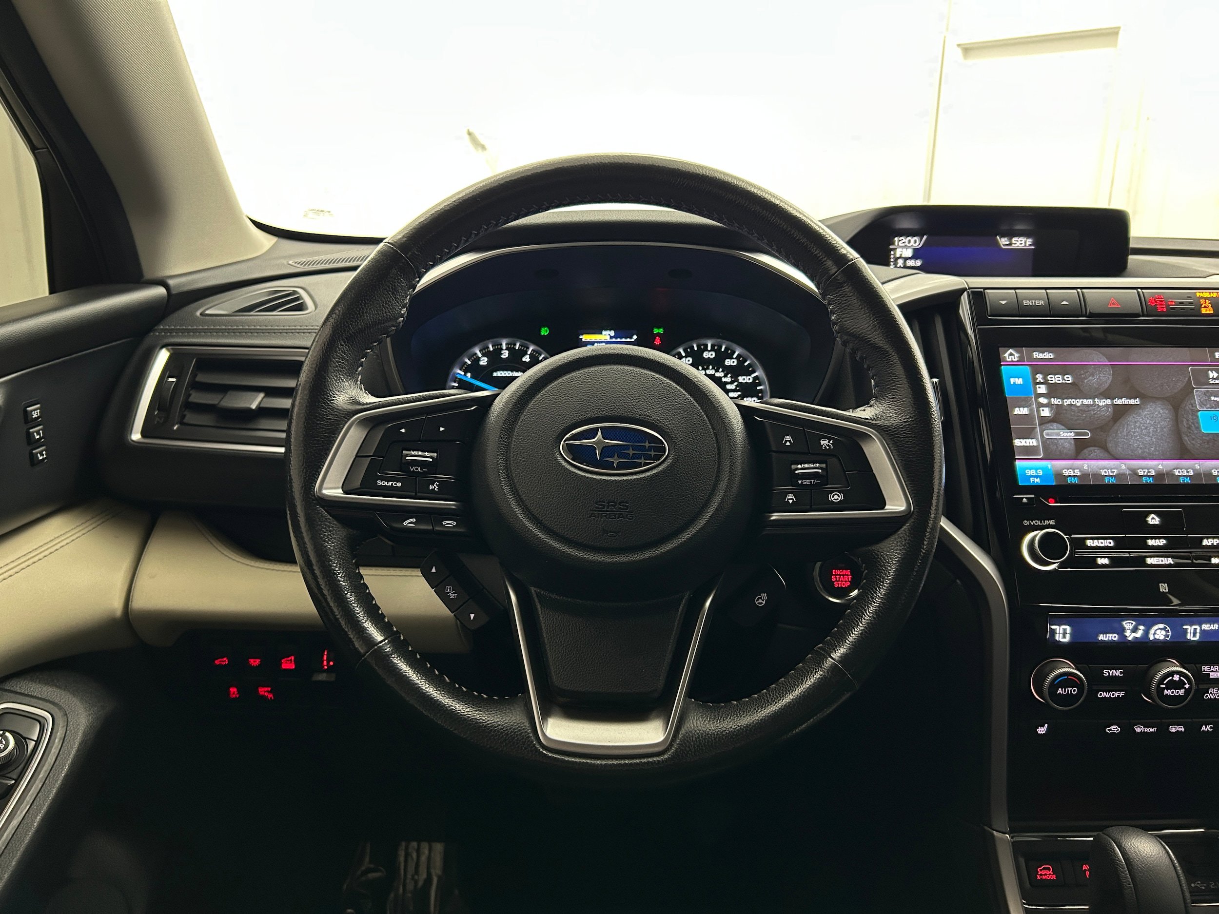 Used 2022 Subaru Ascent Limited w/ Technology Package AWD/4WD image 14