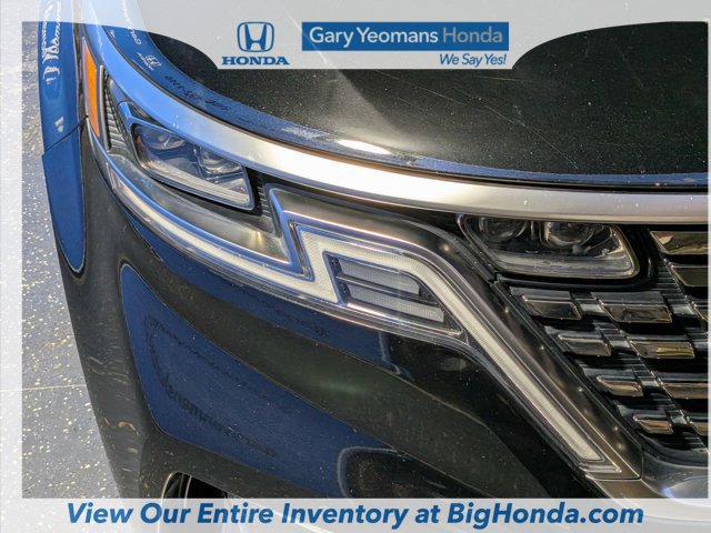 Used 2023 Kia Carnival SX Prestige FWD image 12
