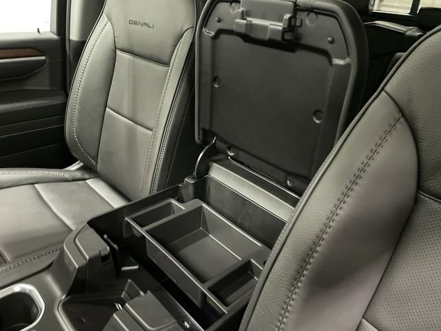 New 2026 GMC Sierra 2500 Denali w/ Denali Reserve Package image 25