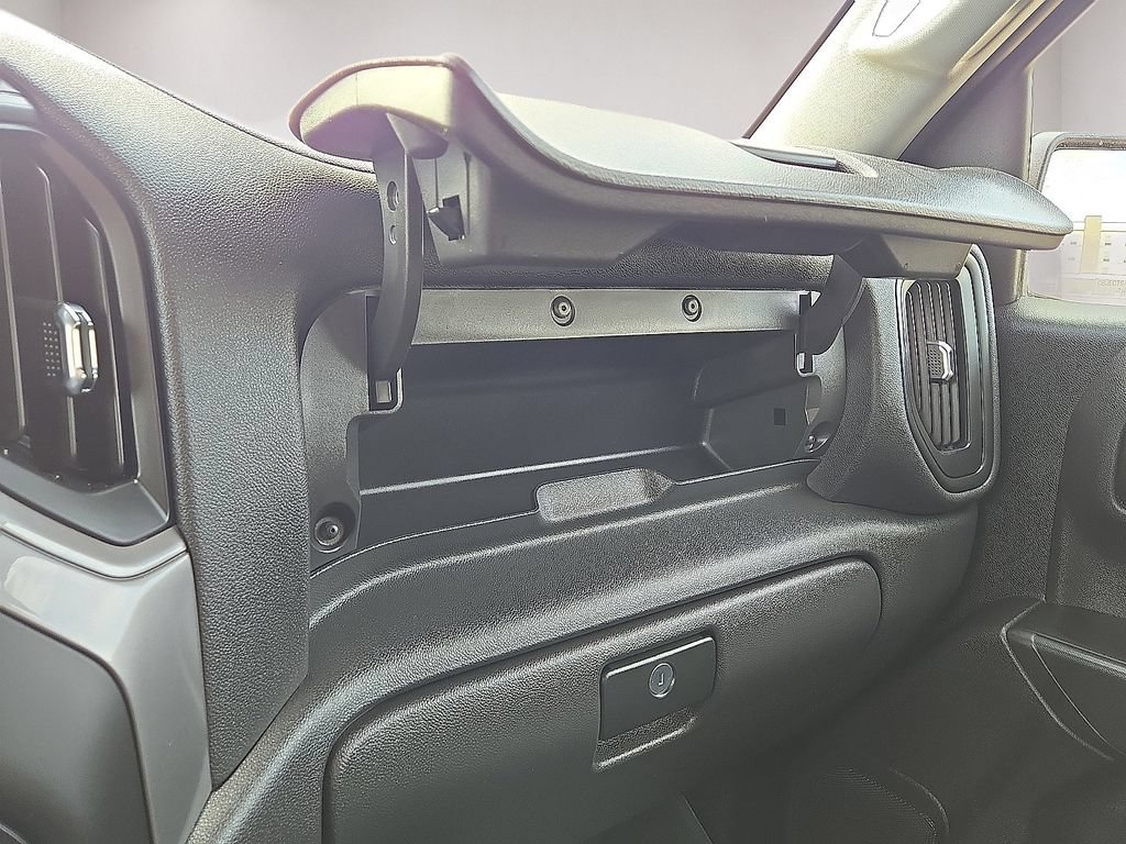 Used 2024 Chevrolet Silverado 1500 Custom AWD/4WD image 29