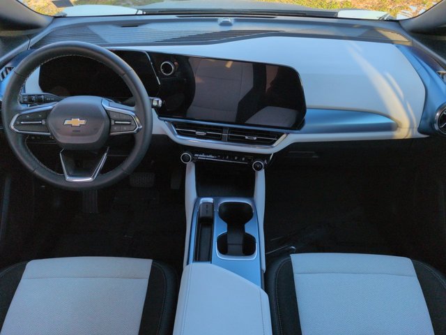 Used 2024 Chevrolet Equinox EV LT FWD image 14