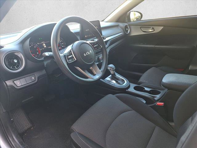 Used 2024 Kia Forte LXS image 9