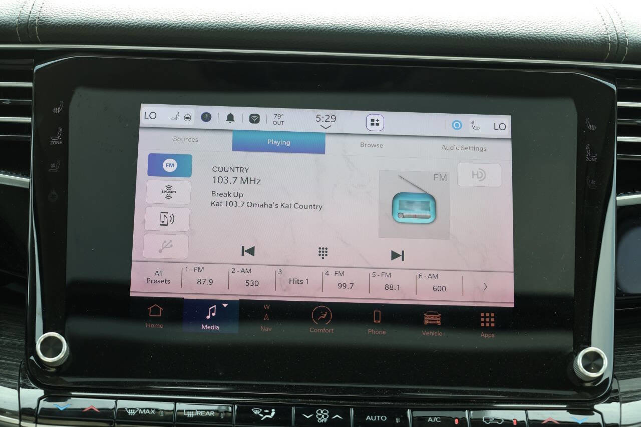 Used 2022 Jeep Wagoneer Series III w/ Premium Group I image 21