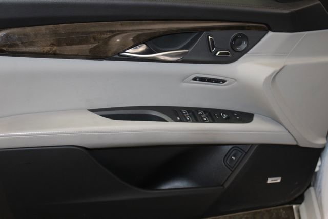 Used 2018 Cadillac CT6 Luxury image 11