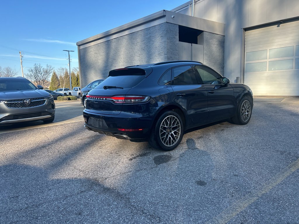 Used 2021 Porsche Macan image 3