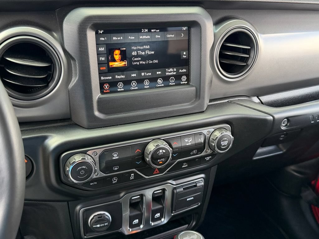 Certified 2022 Jeep Wrangler Sport AWD/4WD image 18