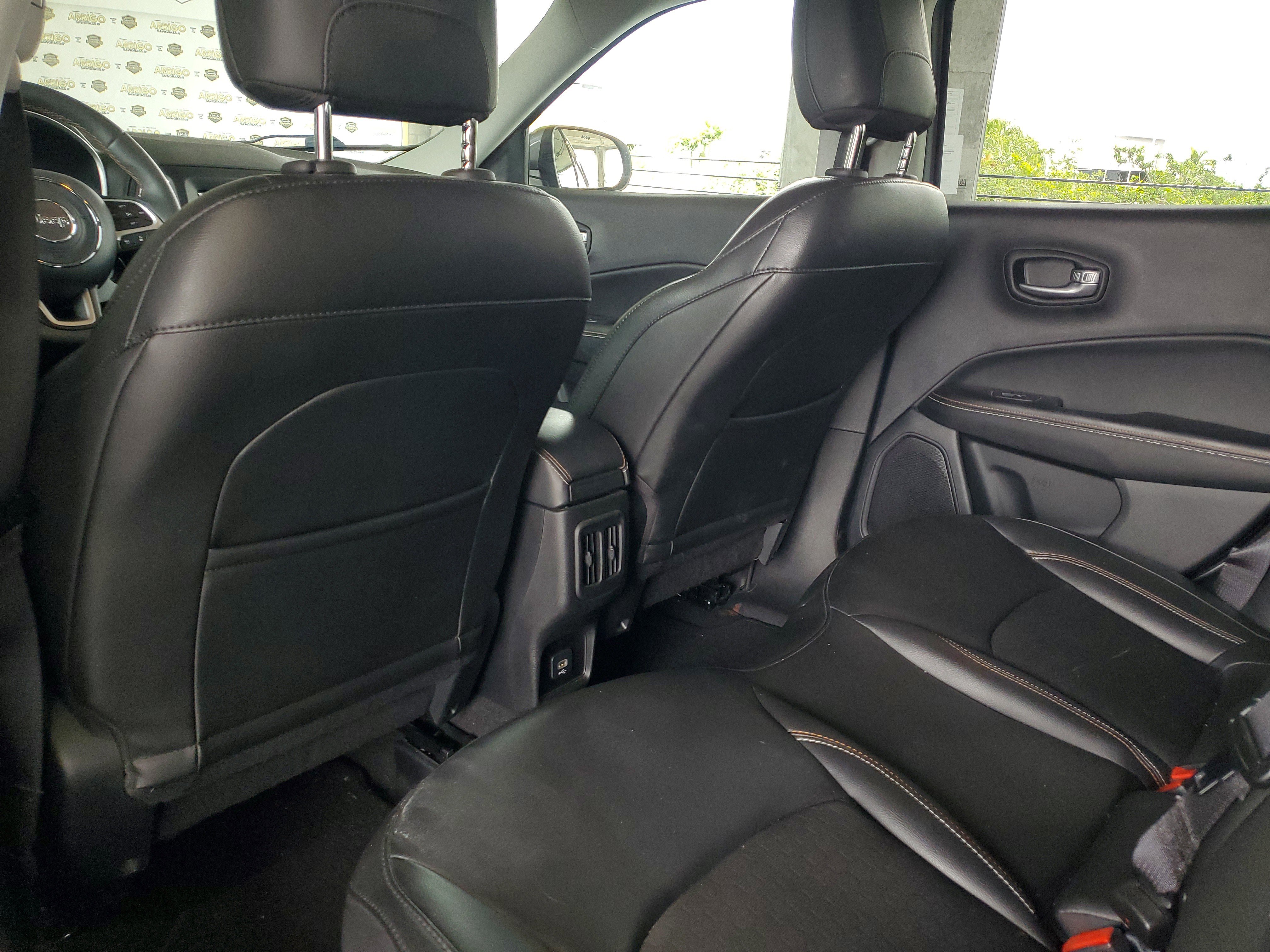 Used 2021 Jeep Compass Latitude w/ Driver Assistance Group image 10