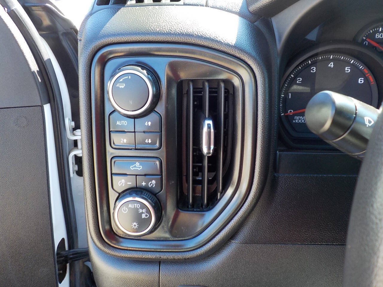 Used 2023 Chevrolet Silverado 2500 W/T w/ WT Fleet Convenience Package AWD/4WD image 16