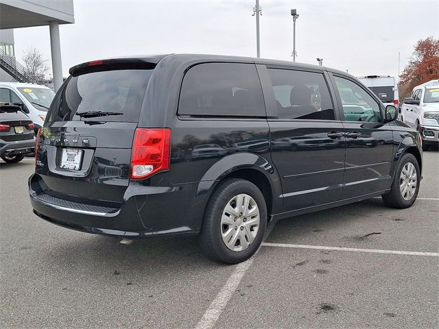 Used 2017 Dodge Grand Caravan SE w/ Power Window Group image 18