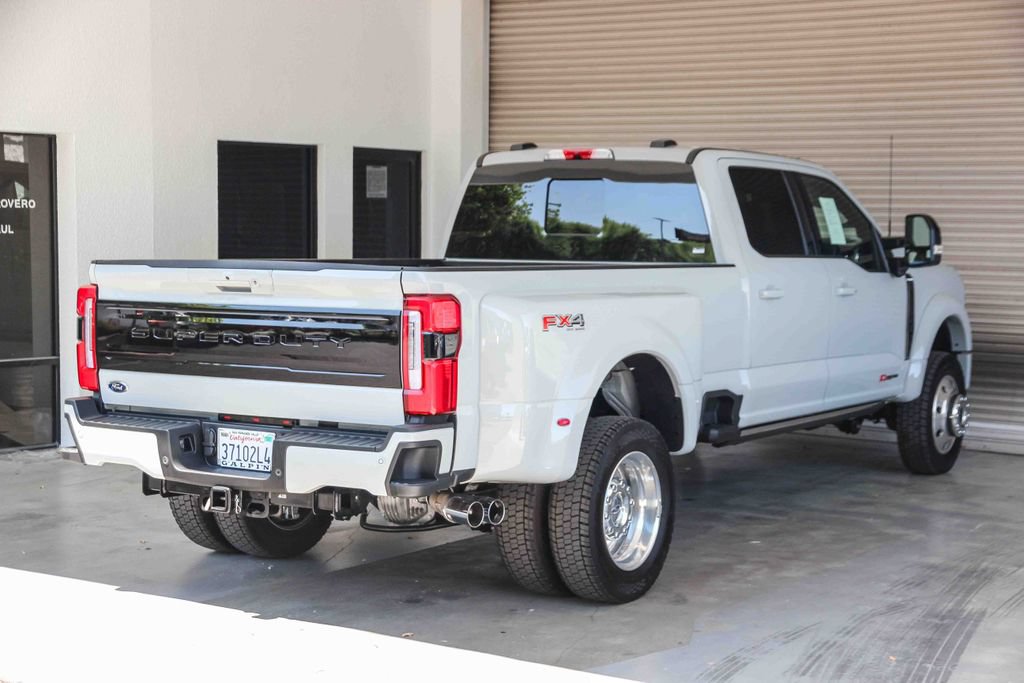 Used 2026 Ford F450 Platinum w/ FX4 Off-Road Package AWD/4WD image 4