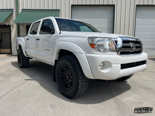 Used 2009 Toyota Tacoma PreRunner RWD image 2