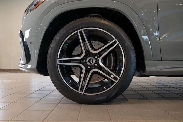 New 2026 Mercedes-Benz GLS 450 4MATIC image 7
