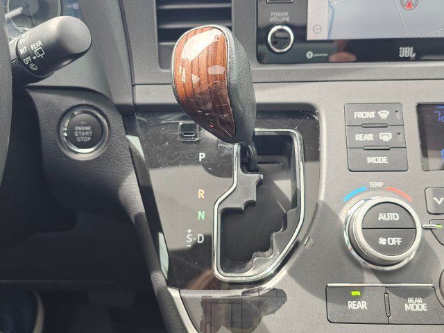 Used 2020 Toyota Sienna Limited FWD image 36