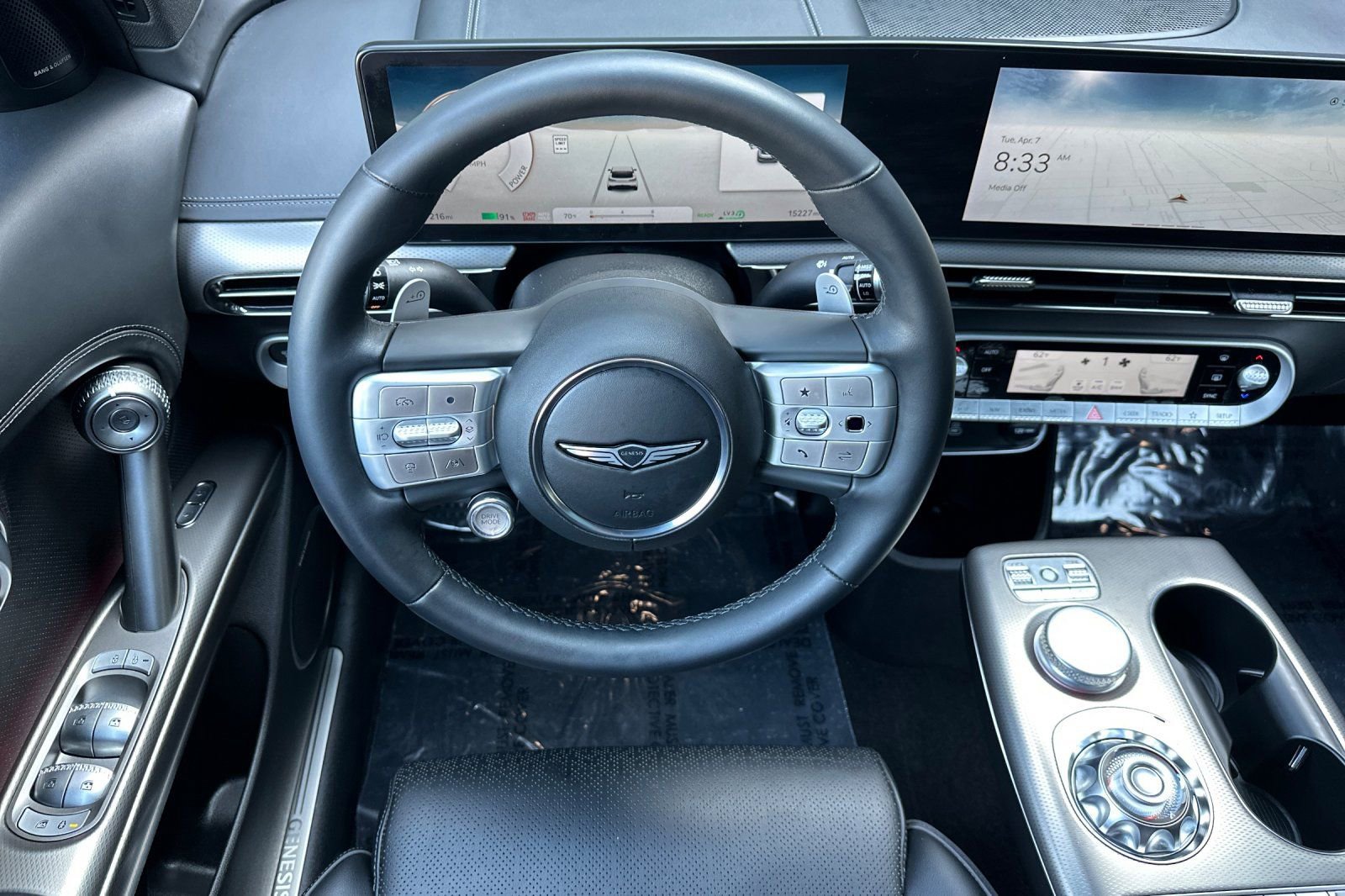 Used 2023 Genesis GV60 Advanced image 17